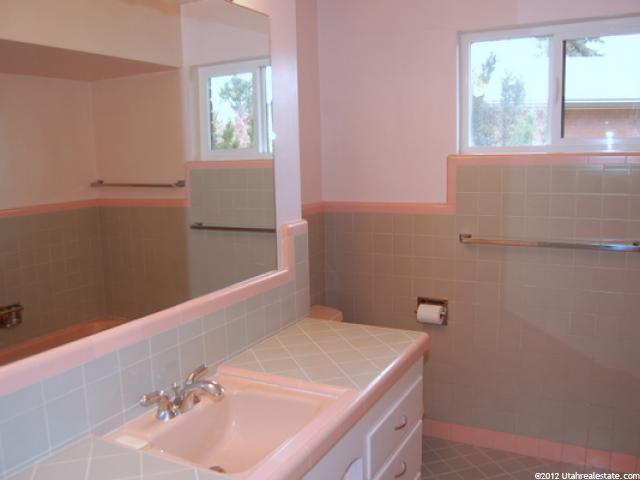 2035 E Waldo Dr, Holladay, UT 84117 — photo 10