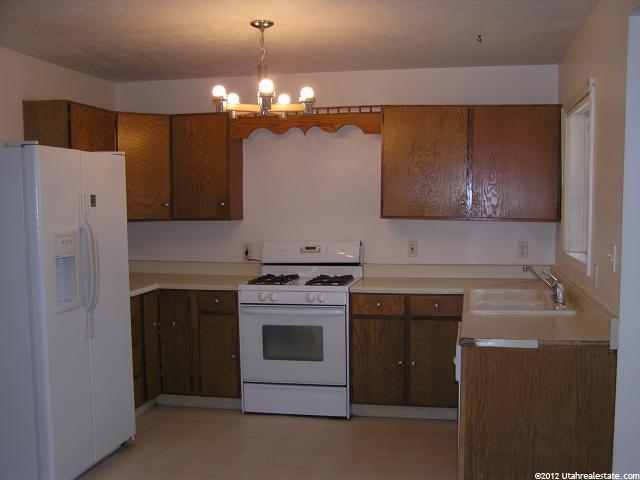 1230 E Sheridan Dr, Ogden, UT 84404 — photo 2