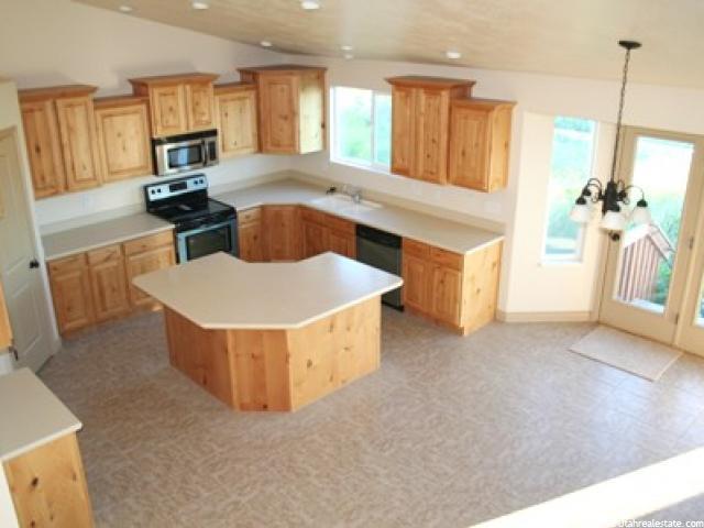 1843 S 2150 W, Syracuse, UT 84075 — photo 6