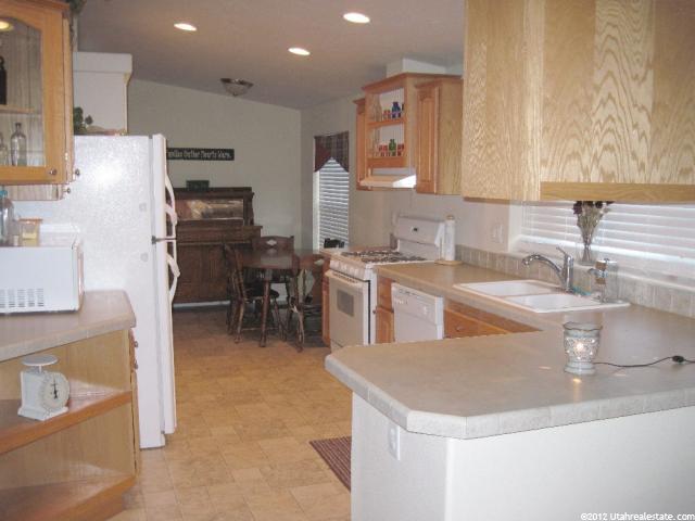 610 W 990 S, Tremonton, UT 84337 — photo 3