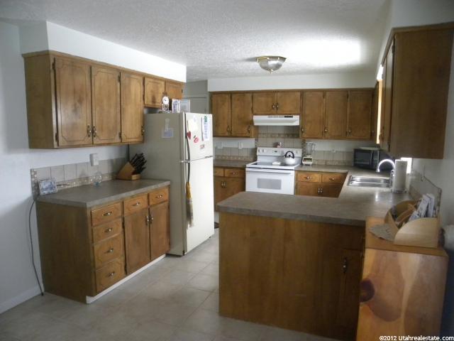 135 S 400 W, Richmond, UT 84333 — photo 5