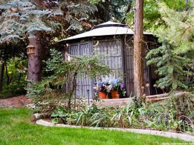 1365 32nd St, Ogden, UT 84403 — photo 2