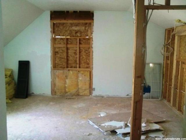 72 S Viewcrest Cir, Bountiful, UT 84010 — photo 2