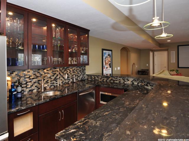327 E Corner Bridge Ln S, Draper, UT 84020 — photo 10