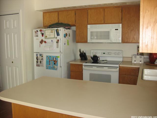 5246 S Spring Leaf Dr E, Holladay, UT 84117 — photo 2