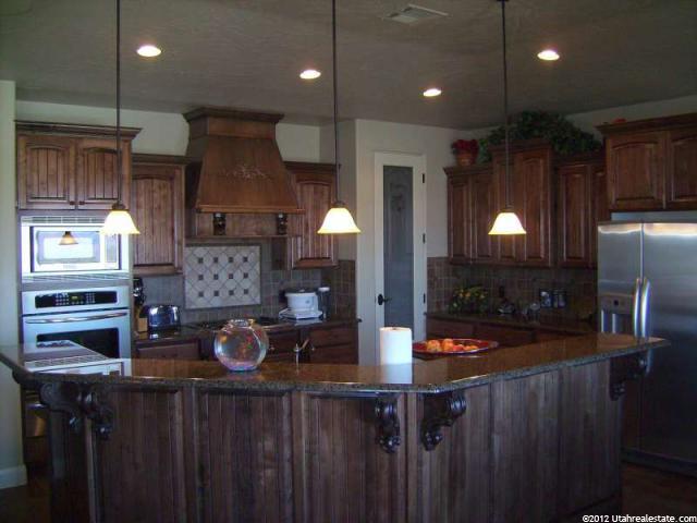 1372 W 2410 S, St. George, UT 84770 — photo 2