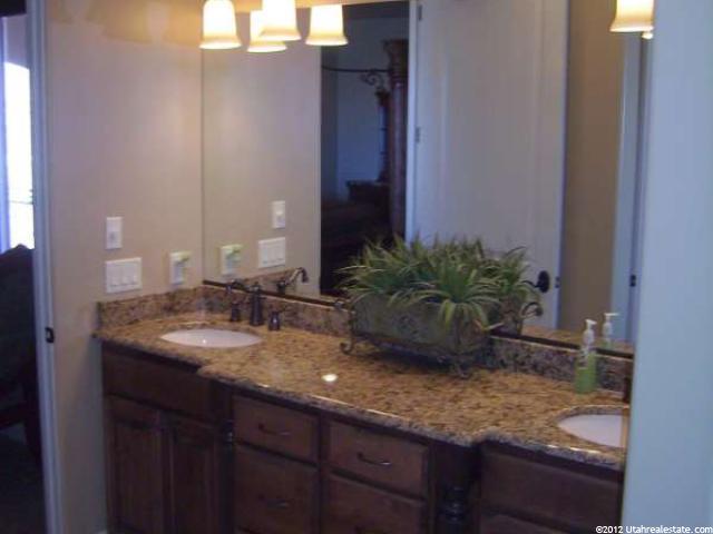 1372 W 2410 S, St. George, UT 84770 — photo 9