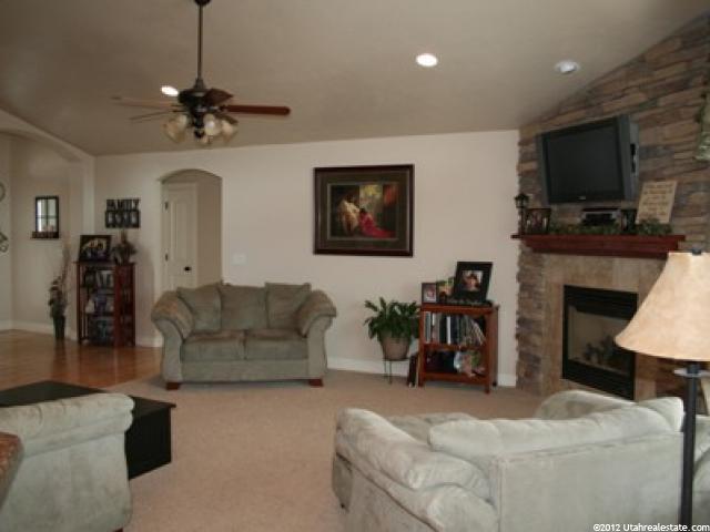 2387 W 850 N, Layton, UT 84041 — photo 9