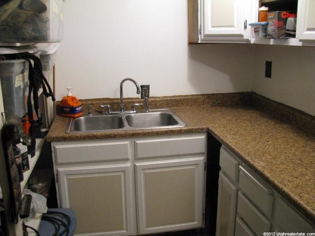 4996 S 3500 W, Roy, UT 84067 — photo 10