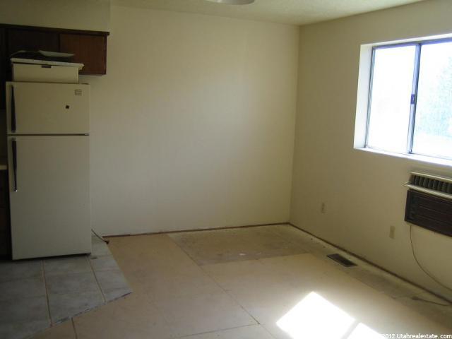 120 W 100 S #3, Tremonton, UT 84337 — photo 4