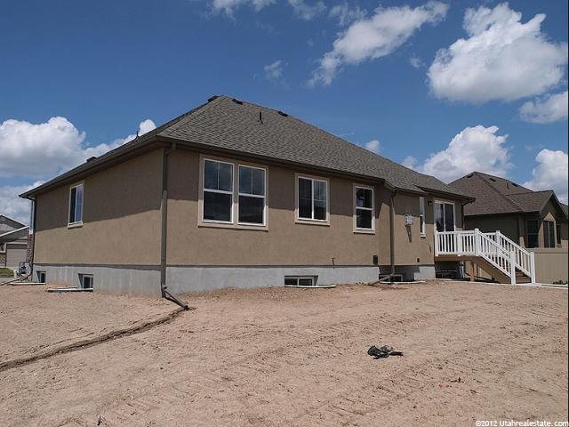 906 E Sam Cir S, Clearfield, UT 84015 — photo 11