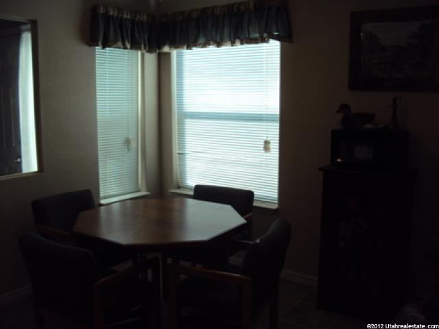 585 E 2715 S, Naples, UT 84078 — photo 7