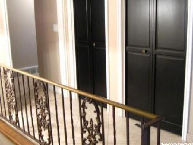 1752 Shadow Valley Dr, South Ogden, UT 84403 — photo 5