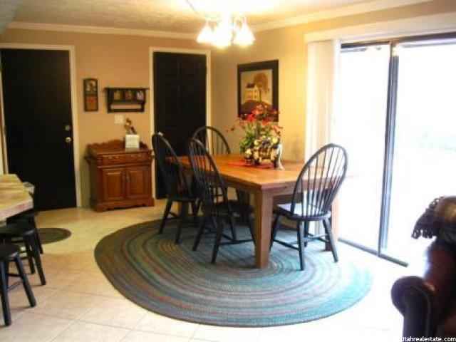 1752 Shadow Valley Dr, South Ogden, UT 84403 — photo 10