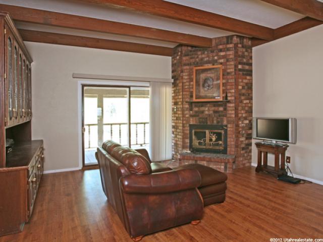 200 E Hilltop Rd, Kanosh, UT 84637 — photo 5