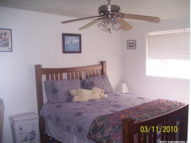 196 W 1550 N, Sunset, UT 84015 — photo 2