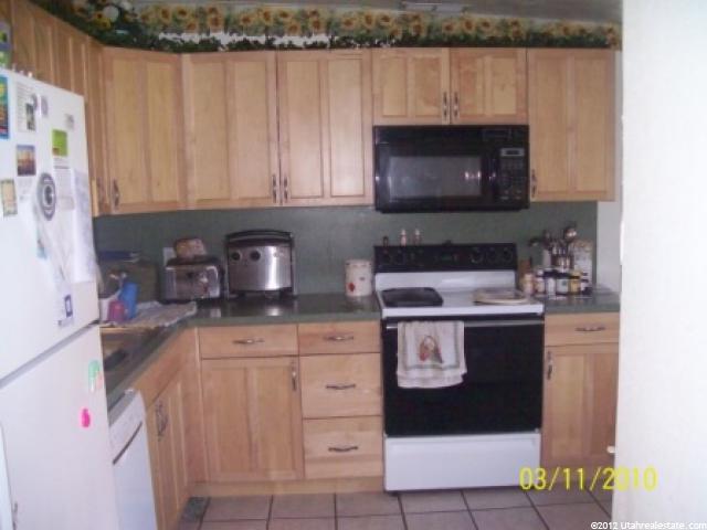 196 W 1550 N, Sunset, UT 84015 — photo 7