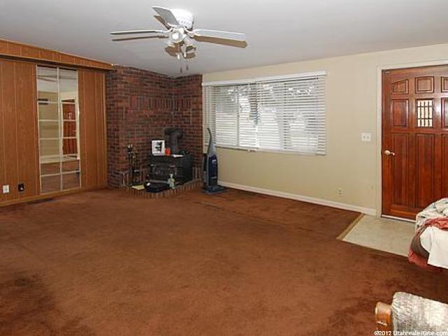 320 N Barlow St W, Clearfield, UT 84015 — photo 5