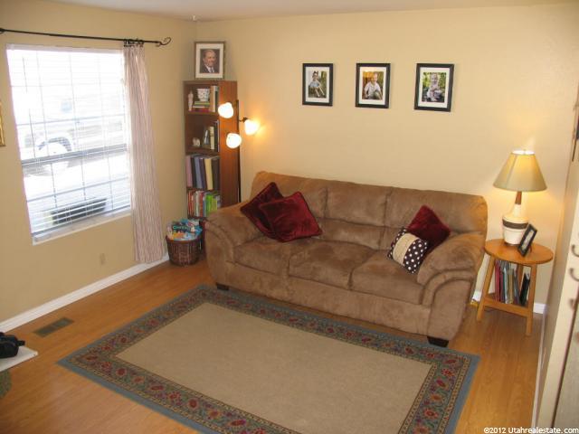 3936 S 2300 E #2, Holladay, UT 84124 — photo 2