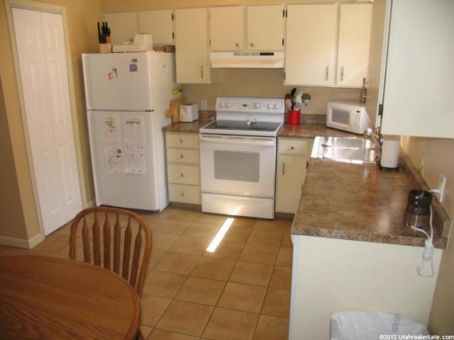 3936 S 2300 E #2, Holladay, UT 84124 — photo 4