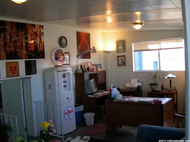 3394 N 2000 W, Farr West, UT 84404 — photo 12