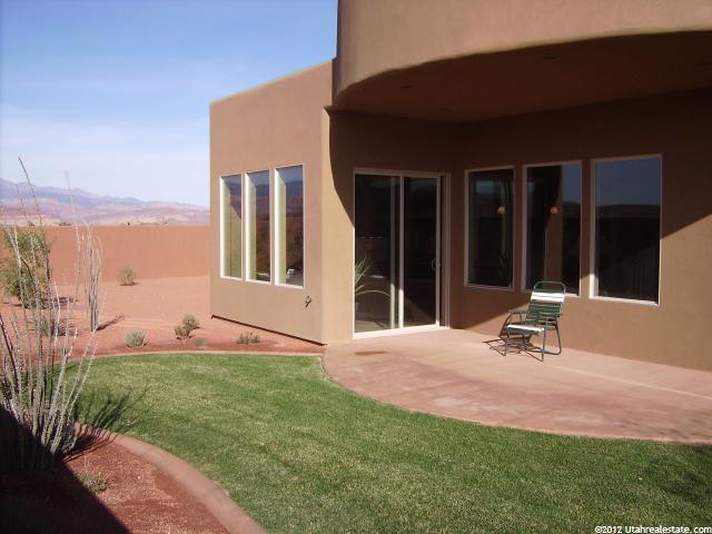 3374 S Desert Hollow Ln E, Hurricane, UT 84737 — photo 2