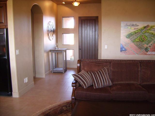 3374 S Desert Hollow Ln E, Hurricane, UT 84737 — photo 7