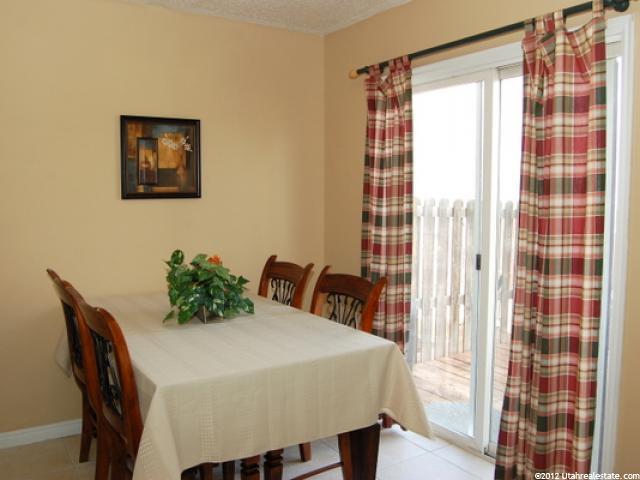 537 S 450 E, Clearfield, UT 84015 — photo 4