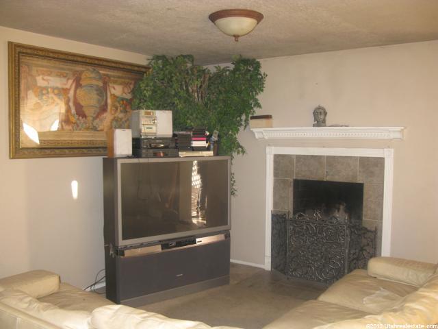 8469 S 1430 E, Sandy, UT 84093 — photo 2