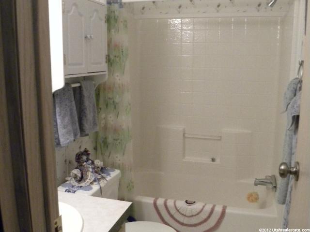 121 S 400 W, Richmond, UT 84333 — photo 4