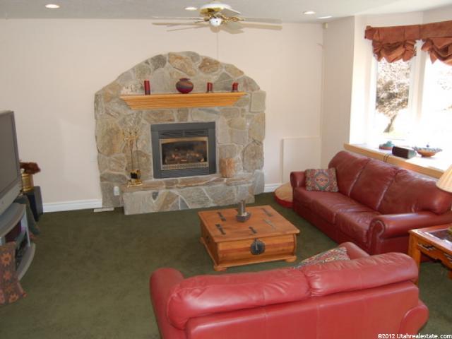 10191 S Wasatch Blvd, Sandy, UT 84092 — photo 8