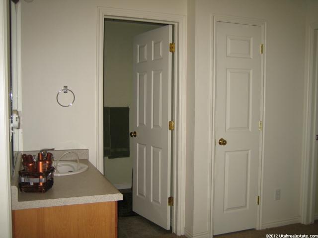 354 S 400 W, Logan, UT 84321 — photo 4