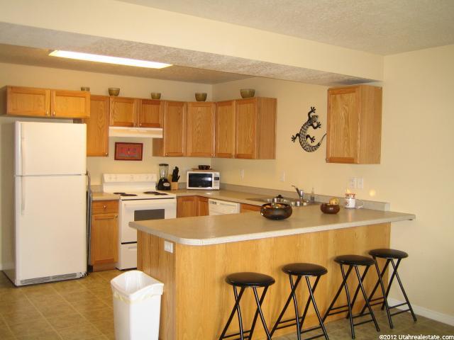 354 S 400 W, Logan, UT 84321 — photo 10