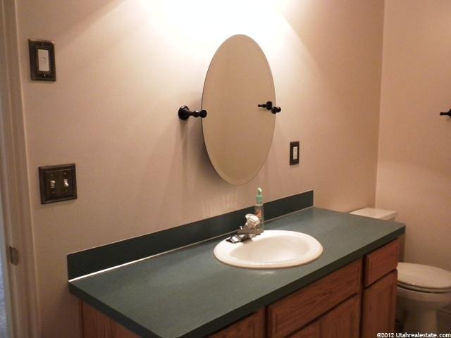 1573 N 2615 W, Clinton, UT 84015 — photo 6