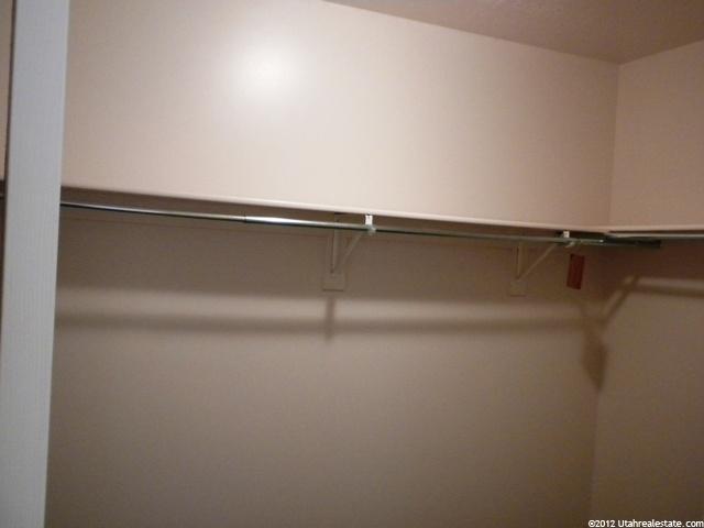 1573 N 2615 W, Clinton, UT 84015 — photo 8