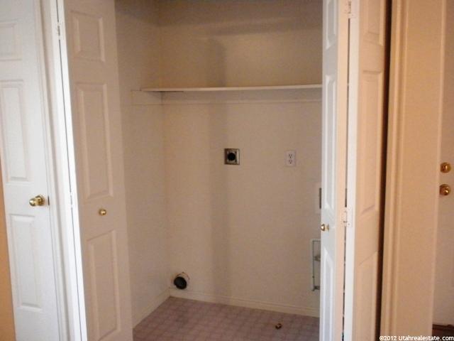 1573 N 2615 W, Clinton, UT 84015 — photo 9