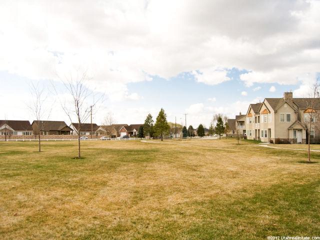 994 S Courtyard Ln E, Centerville, UT 84014 — photo 4