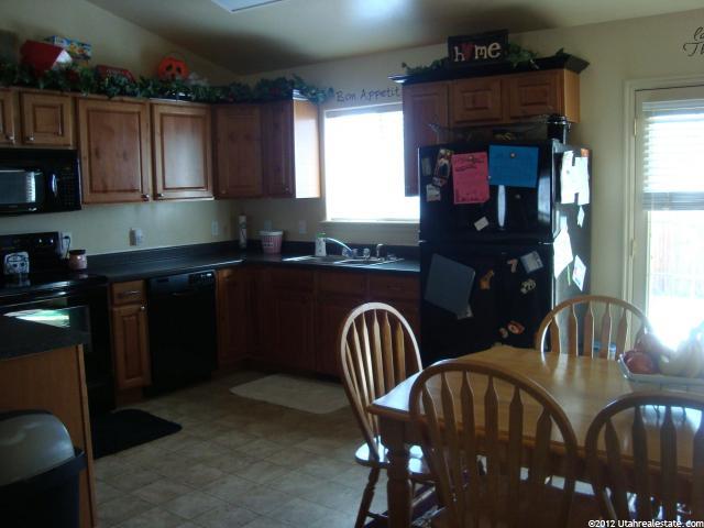 520 S 450 E, Roosevelt, UT 84066 — photo 4