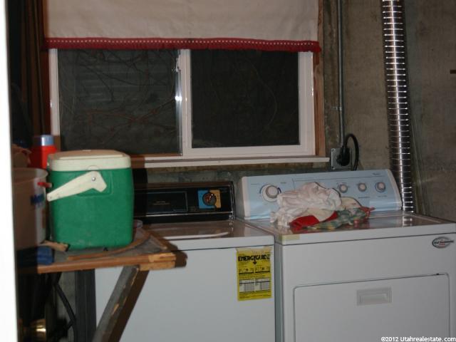 828 E Pepperell Cir S, Sandy, UT 84094 — photo 11