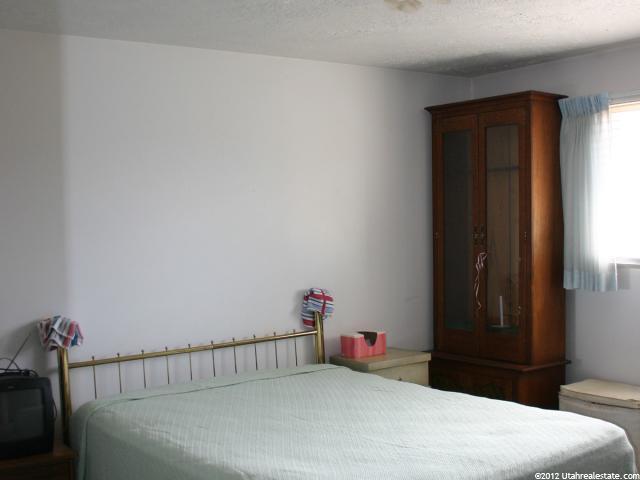 828 E Pepperell Cir S, Sandy, UT 84094 — photo 5