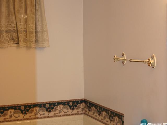 828 E Pepperell Cir S, Sandy, UT 84094 — photo 8