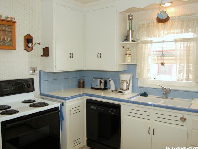 3064 S Tyler Ave E, Ogden, UT 84403 — photo 3