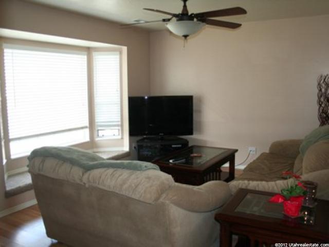 1437 W 1045 S, Clearfield, UT 84015 — photo 2