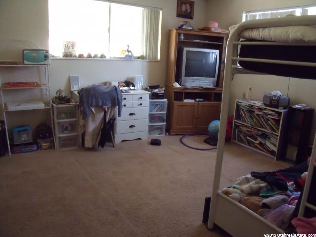 350 E 1000 N, Harrisville, UT 84404 — photo 8