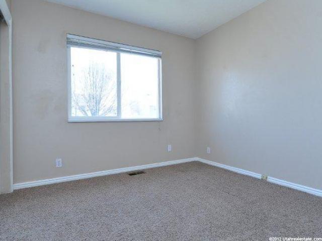1376 N 2950 W, Clinton, UT 84015 — photo 8