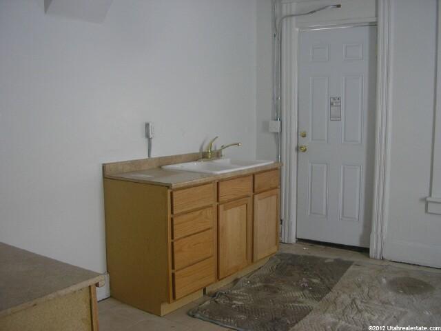 133 W 27th St S, Ogden, UT 84401 — photo 4