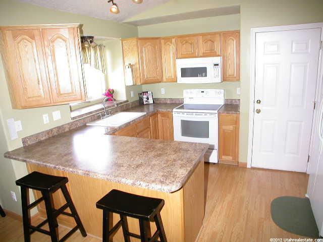 1606 N 25 E, Layton, UT 84041 — photo 2