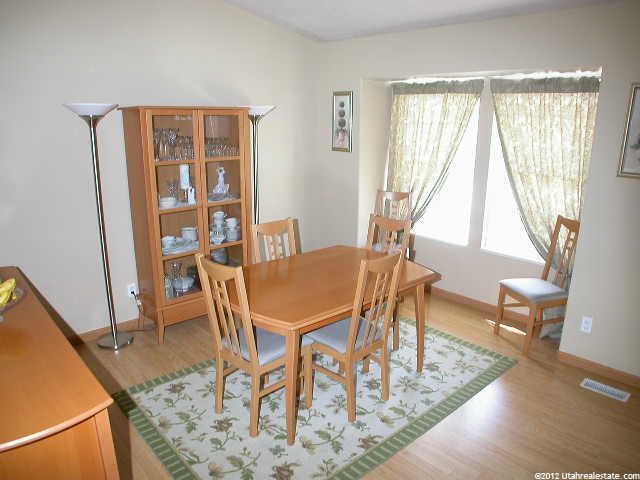 1606 N 25 E, Layton, UT 84041 — photo 4