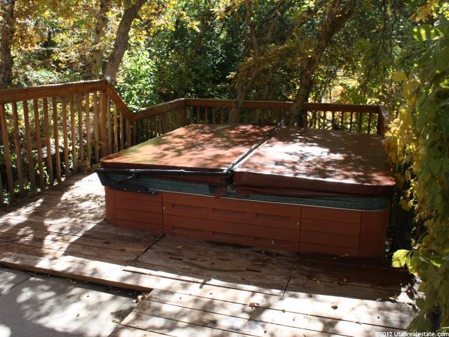 630 E Pheasant Cir, Bountiful, UT 84010 — photo 5