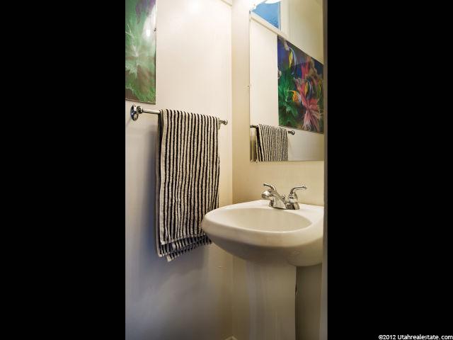 1099 E 5690 S, Murray, UT 84121 — photo 12